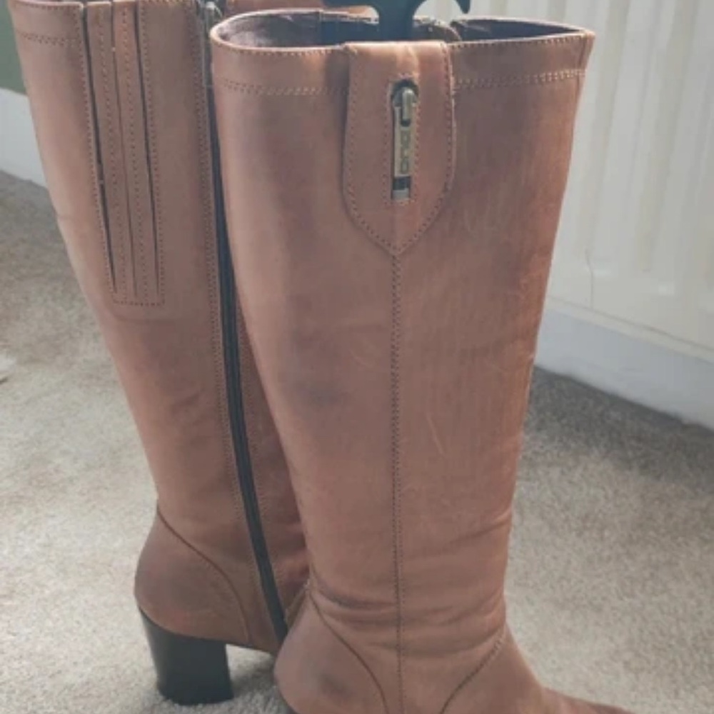 Boots Brown Leather Knee-High Heeled Boots